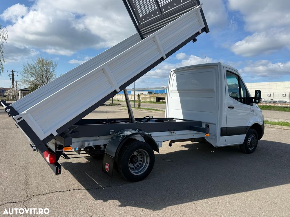 Mercedes-Benz Sprinter - 10