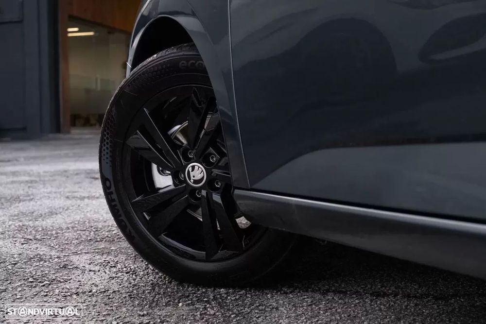 Skoda Fabia 1.0 TSI Essence - 11