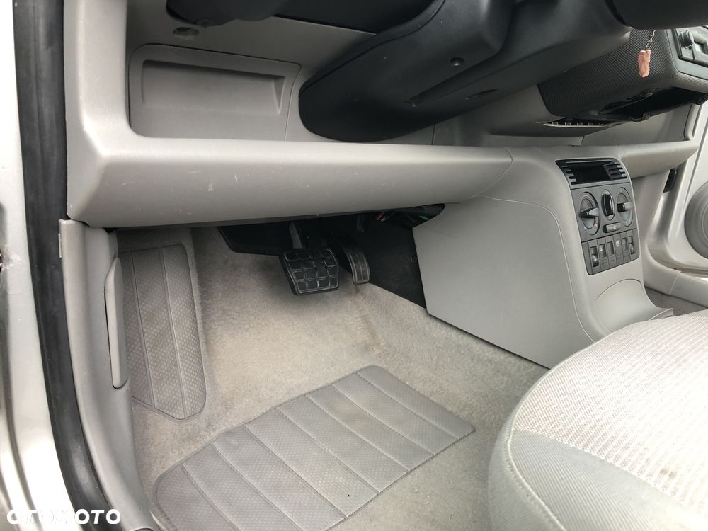 Volkswagen Lupo - 23