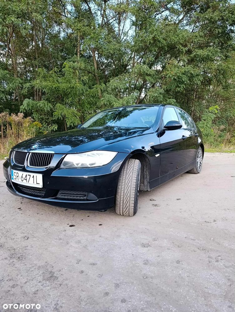 BMW Seria 3 318i - 1