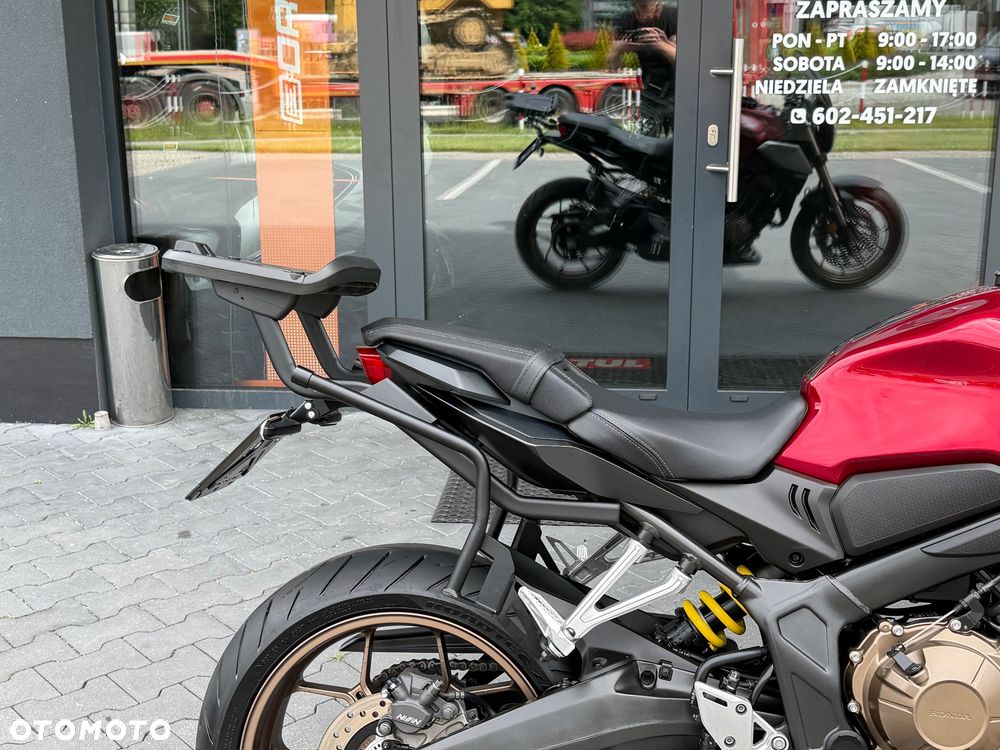 Honda CB - 11