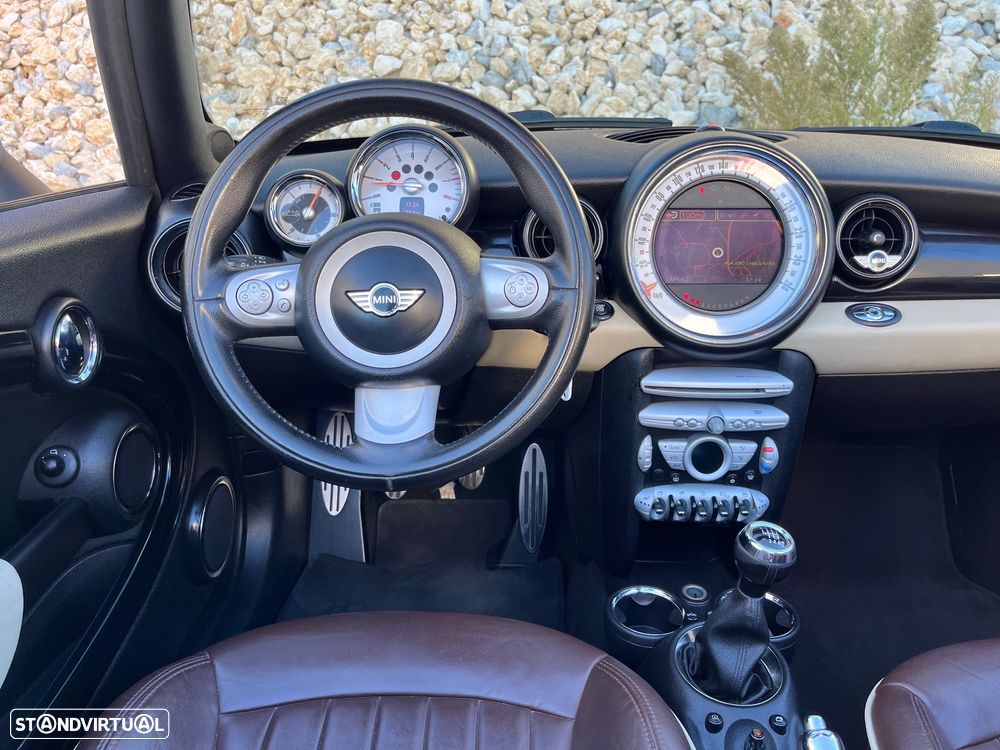 MINI Cabrio Cooper S - 8