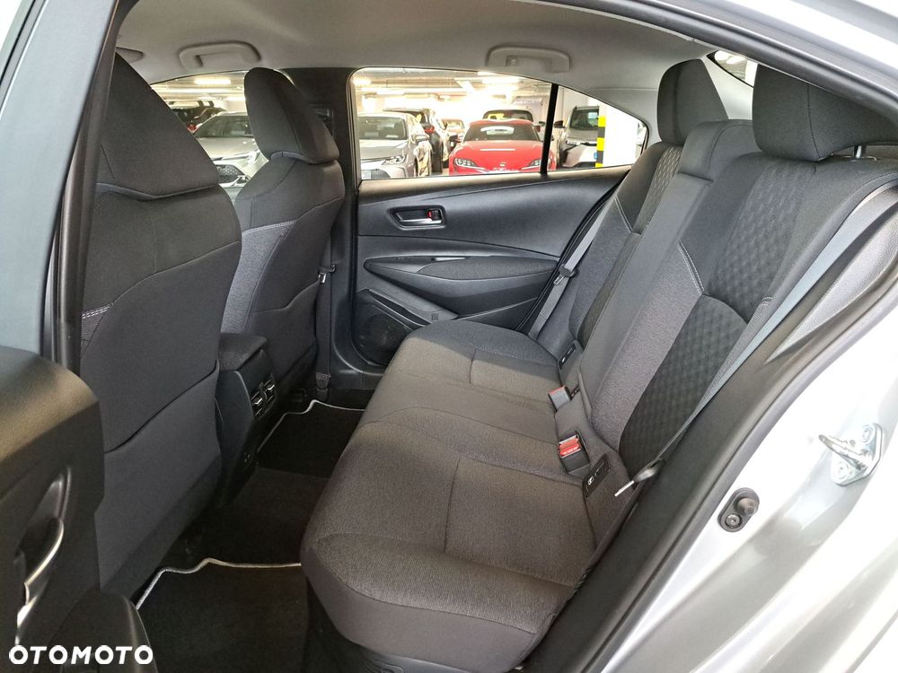 Toyota Corolla 1.8 Hybrid Comfort - 13