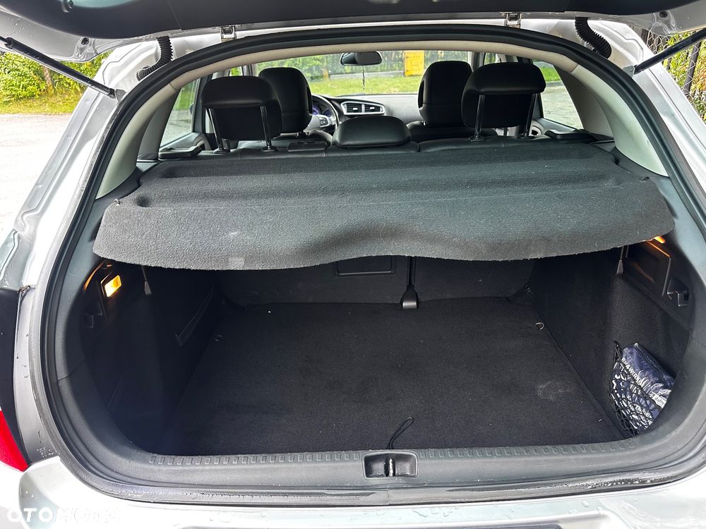 Citroën C4 VTi 120 Exclusive - 29