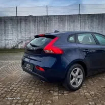 Volvo V40 2.0 D4 Kinetic Eco - 4
