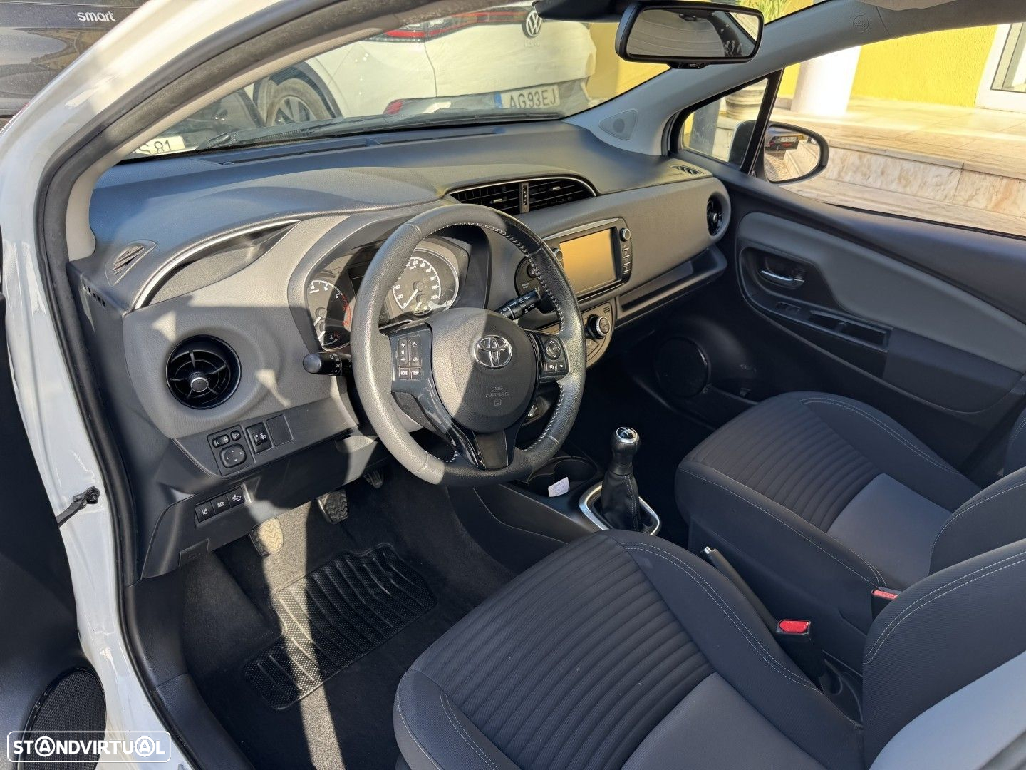 Toyota Yaris 1.0 VVT-i Comfort - 5