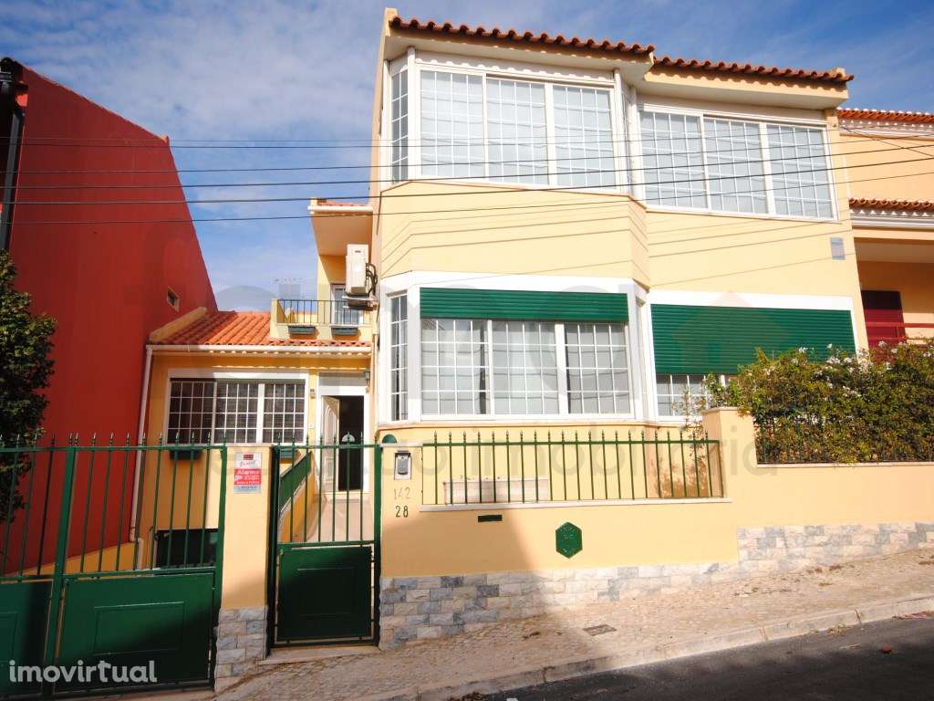 **Oportunidade Única: Moradia T6 à Venda!** - Grande imagem: 3/60