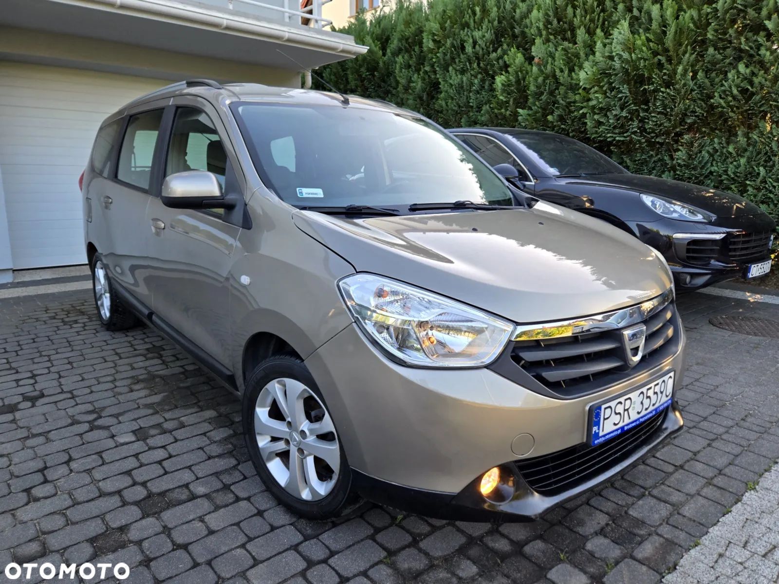 Dacia Lodgy 1.6 MPI 85 Laureate - 1