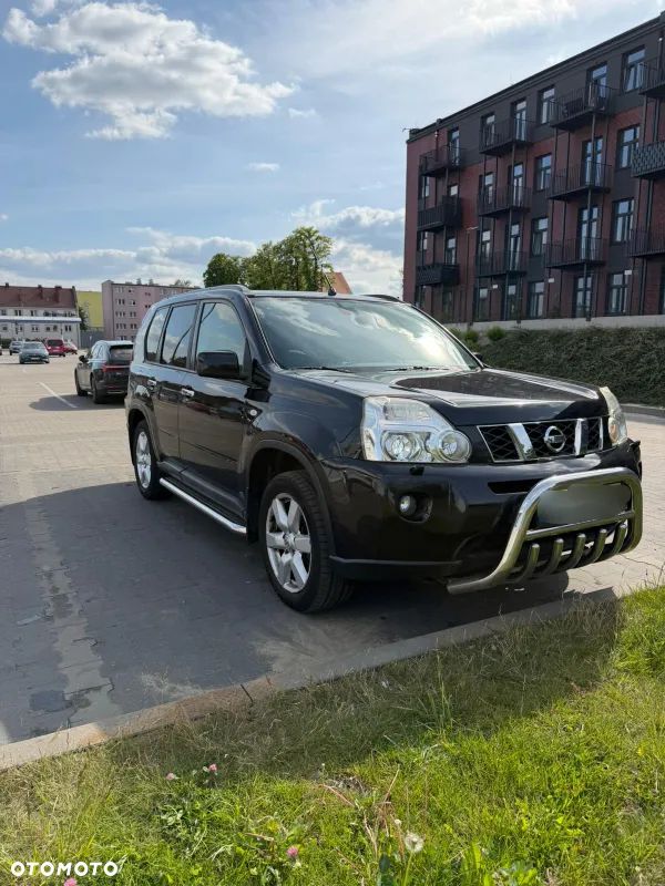 Nissan X-Trail 2.0 dCi 4x4 DPF LE - 2