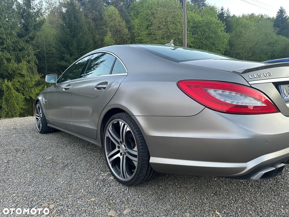 Mercedes-Benz CLS - 7