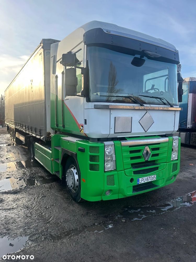 Renault MAGNUM - 2