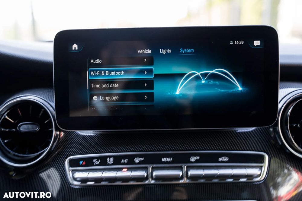 Mercedes-Benz V 220 d lang 9G-TRONIC Exclusive - 37