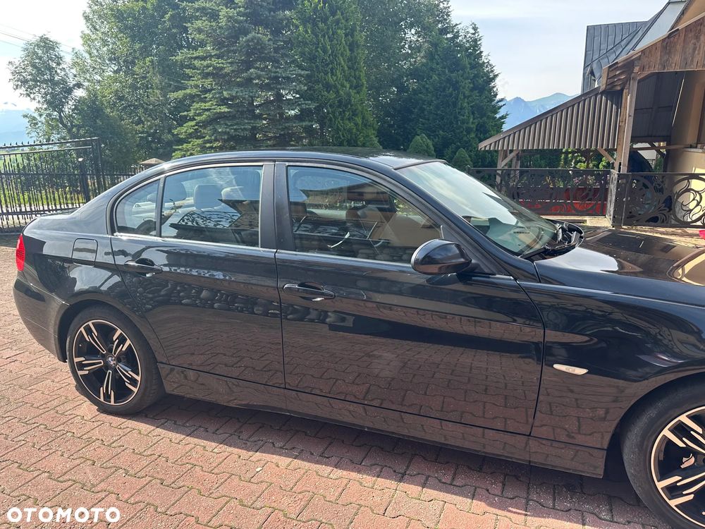 BMW Seria 3 318d - 4