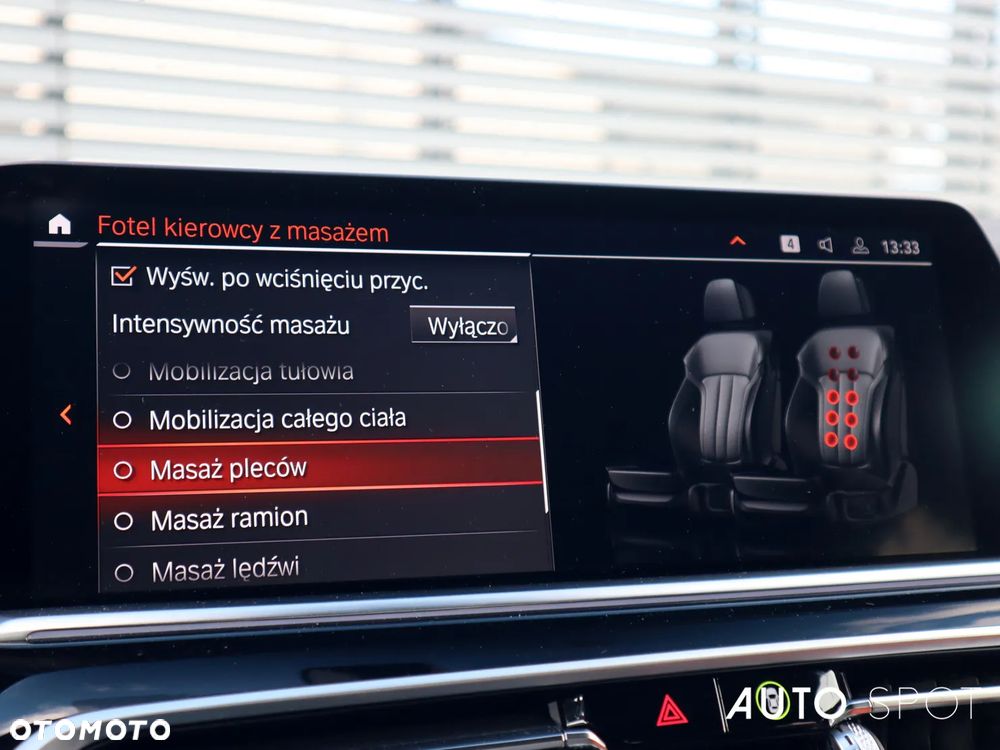 BMW X6 M50i - 32
