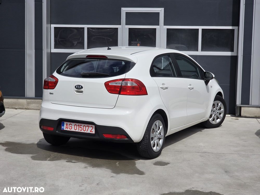 Kia Rio 1.2 GSL COMFORT - 4