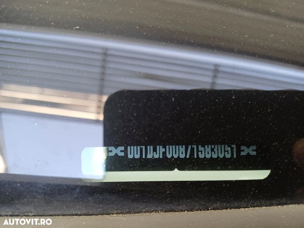 Dacia Logan TCe 90 MT6 Prestige - 31