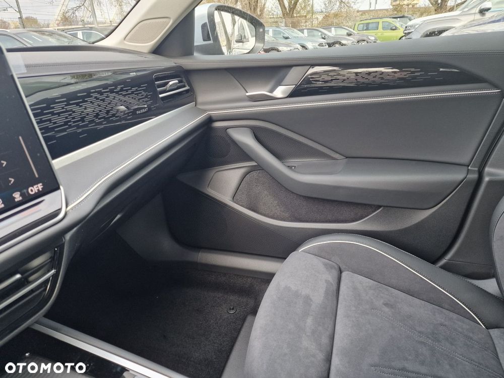 Volkswagen Passat - 24