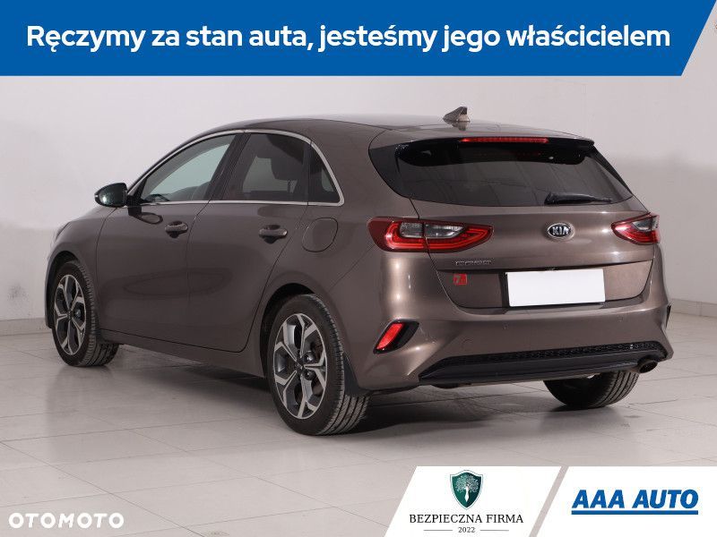 Kia Ceed - 6