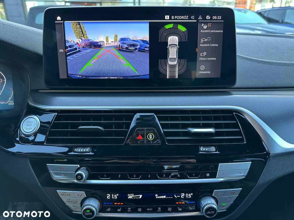 BMW Seria 5 530i xDrive mHEV M Sport sport - 17