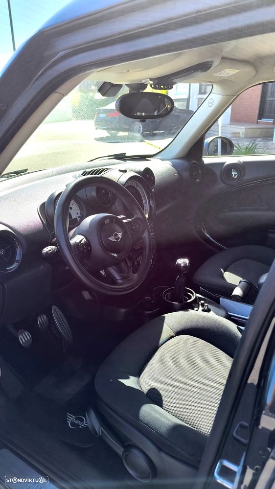 MINI Countryman One D - 7