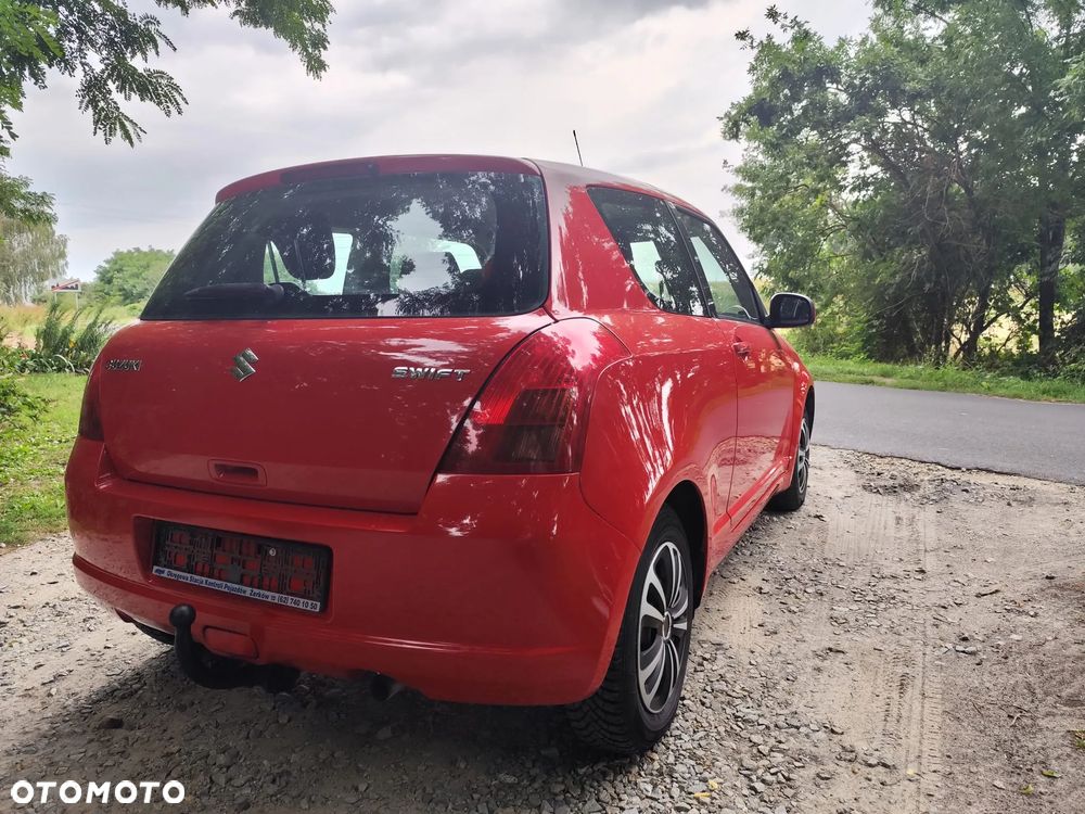 Suzuki Swift 1.3 Classic - 8