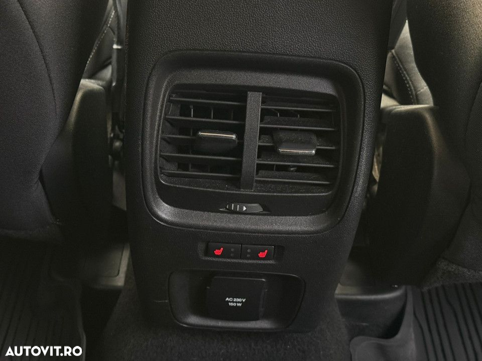 Ford Kuga 1.5 EcoBoost FWD Titanium - 16