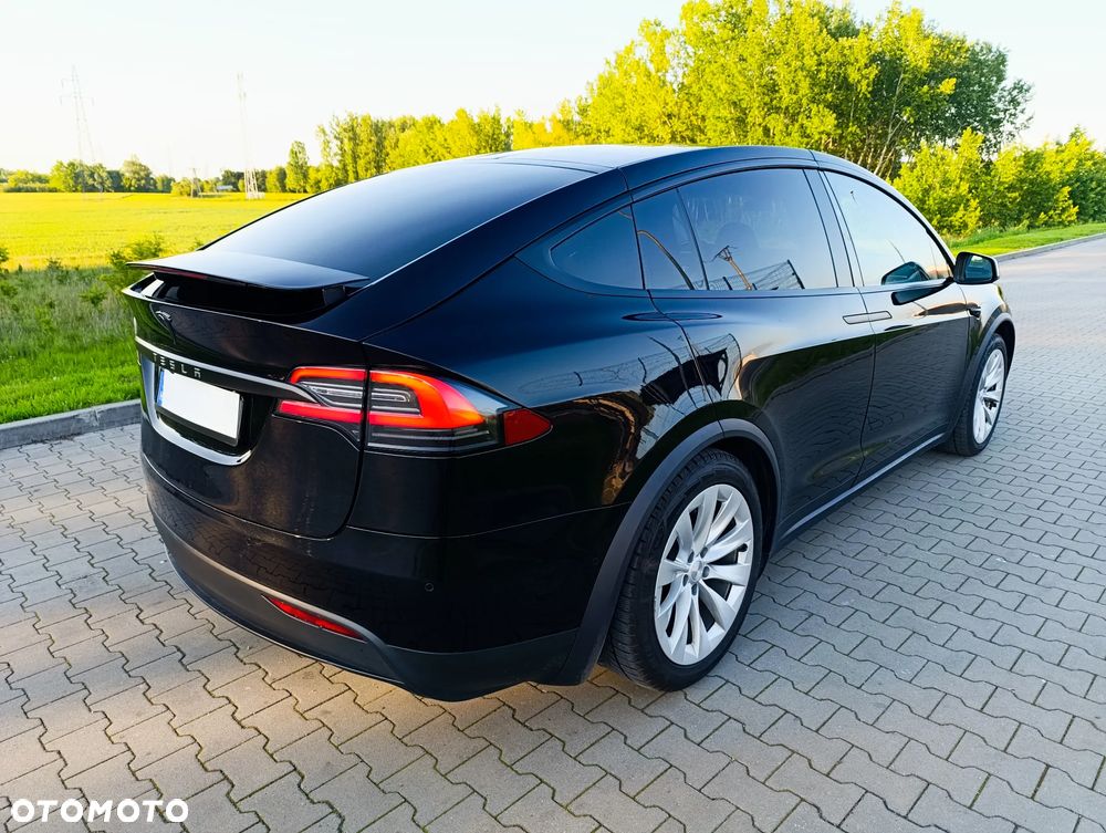 Tesla Model X Performance - 31