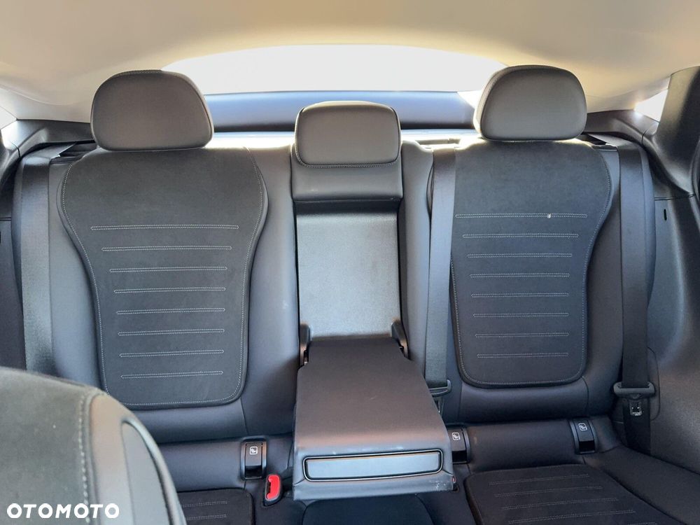 Mercedes-Benz GLC - 28