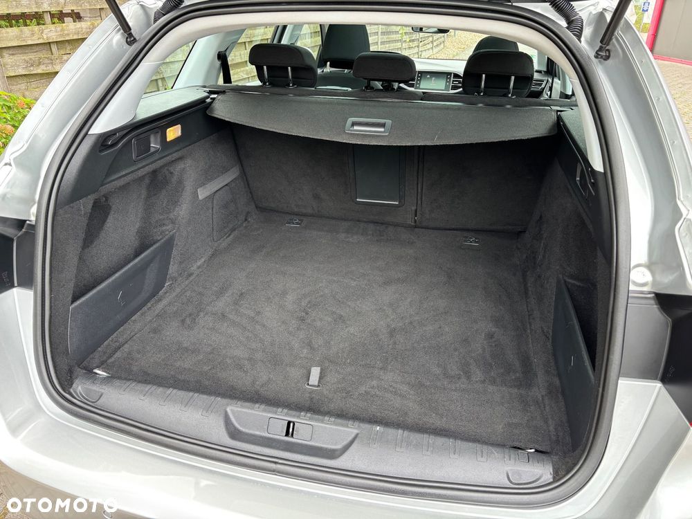 Peugeot 308 BlueHDi 120 Stop & Start Business-Line - 27
