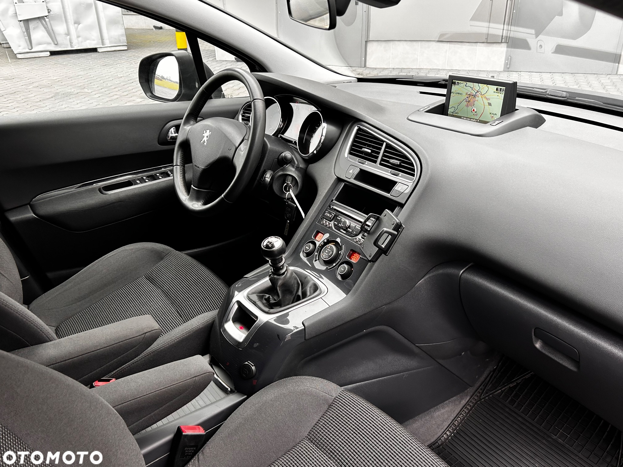Peugeot 5008 2.0 BlueHDi Active 7os - 8