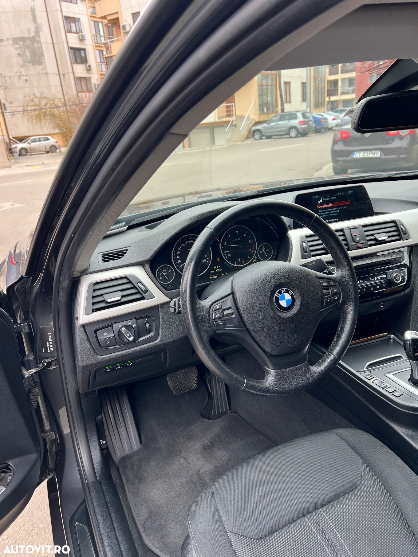 BMW Seria 3 318d Aut. - 11