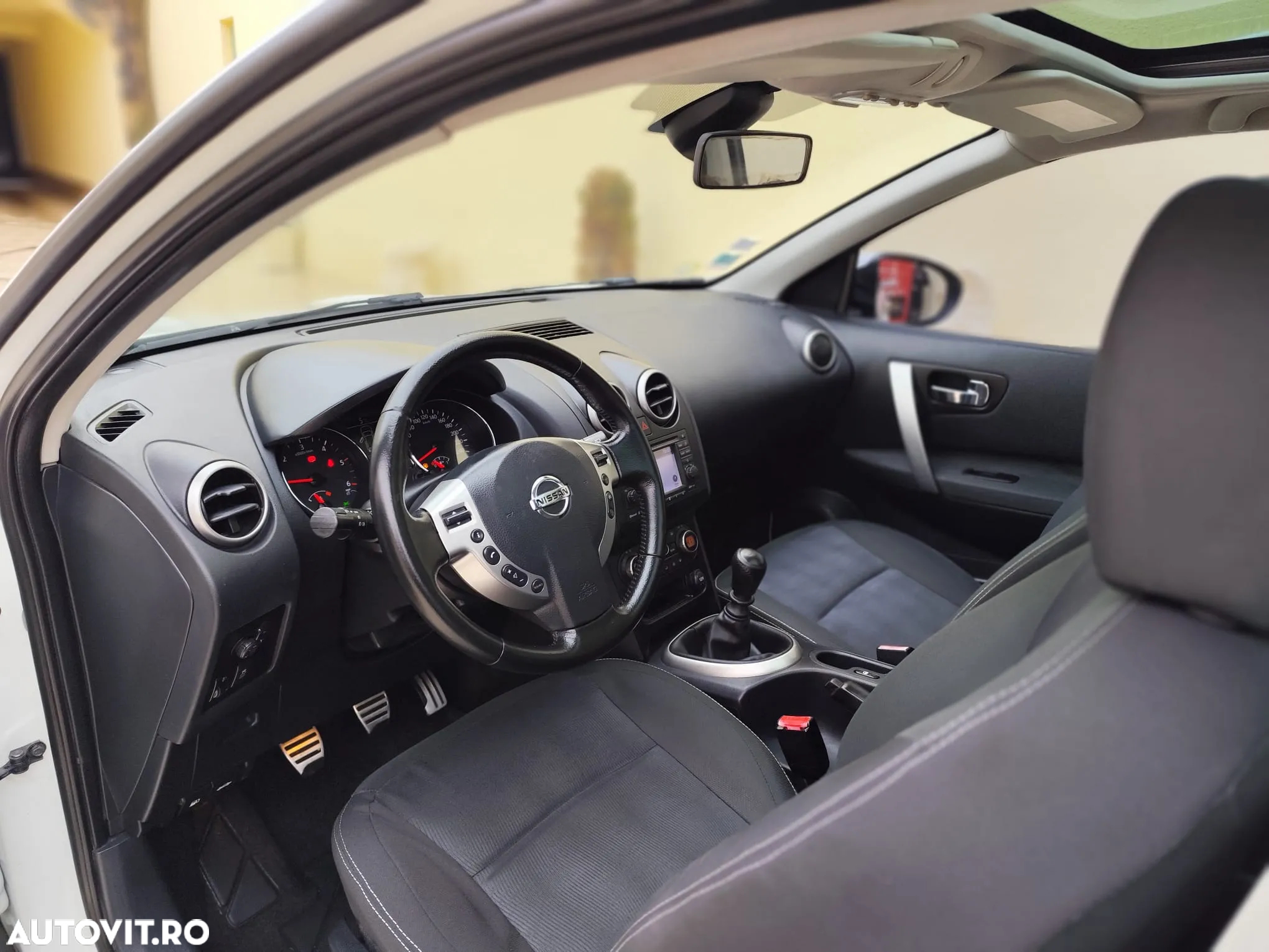 Nissan Qashqai - 12