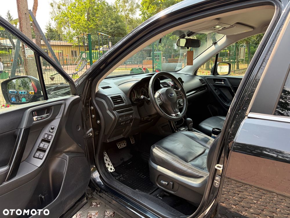 Subaru Forester 2.0XT Platinum Lineartronic - 6