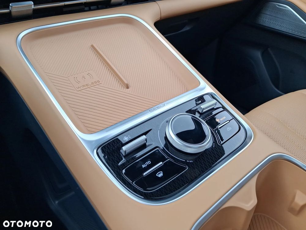 Geely Starray - 16