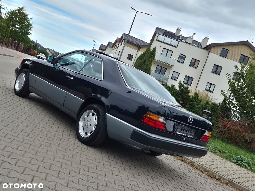 Mercedes-Benz W124 (1984-1993) - 10