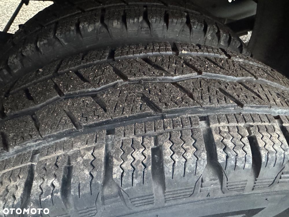 Iveco 35C15 Daily - 24