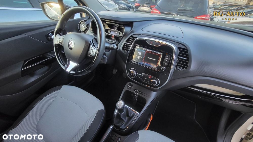 Renault Captur - 24