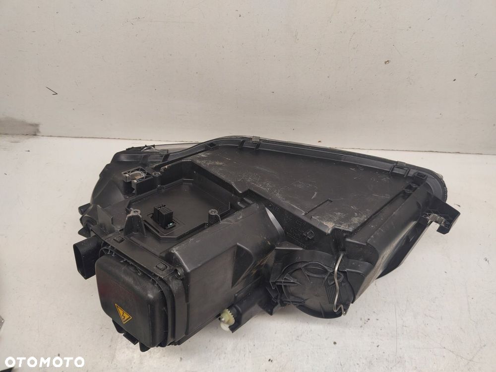 AUDI A3 8P XENON NIE SKRĘTNY LAMPA PRAWY PRZÓD 8P0941004M - 5