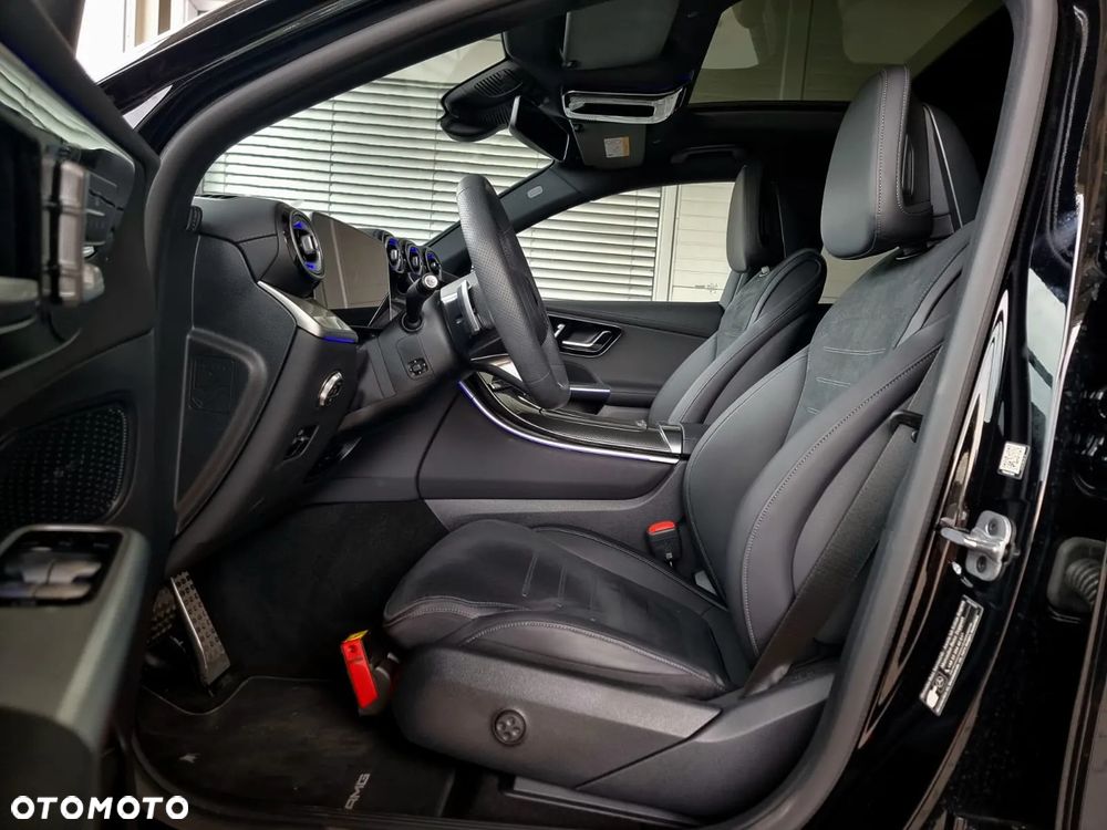 Mercedes-Benz GLC - 22