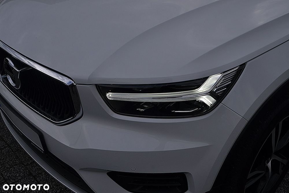Volvo XC 40 T3 Momentum - 30
