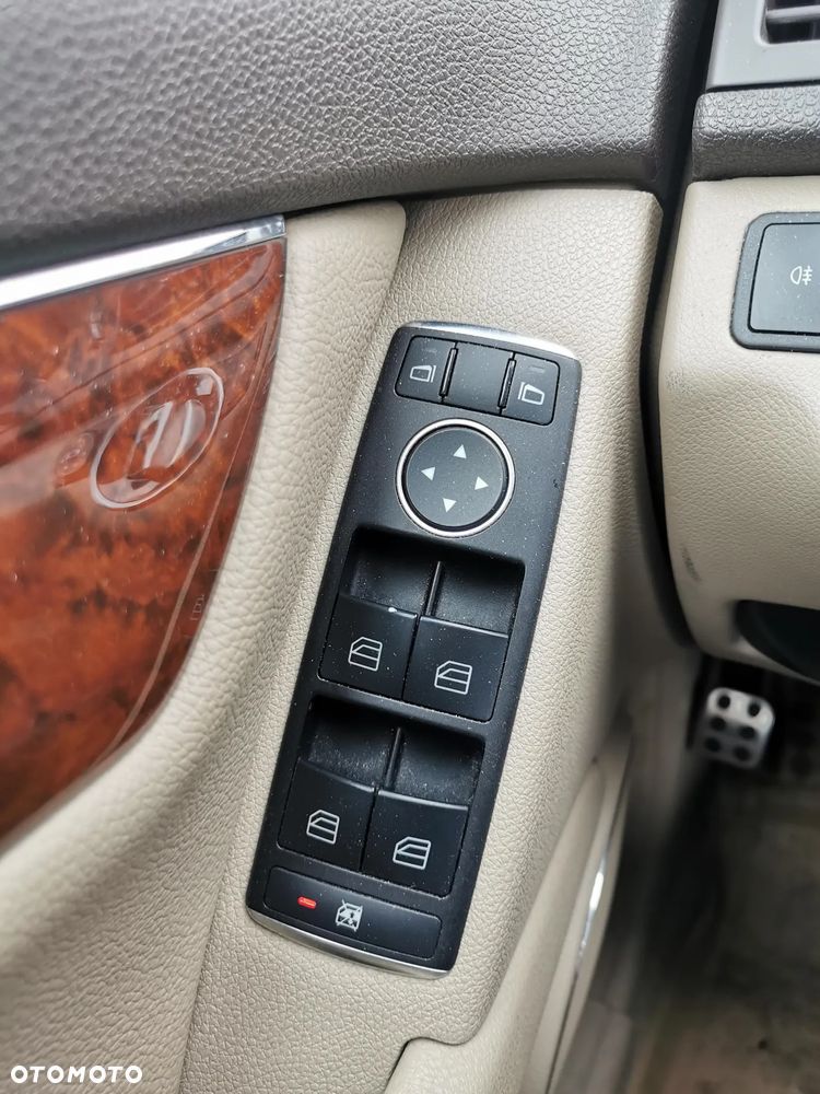 Mercedes-Benz Klasa C 300 4Matic 7G-TRONIC Avantgarde - 34