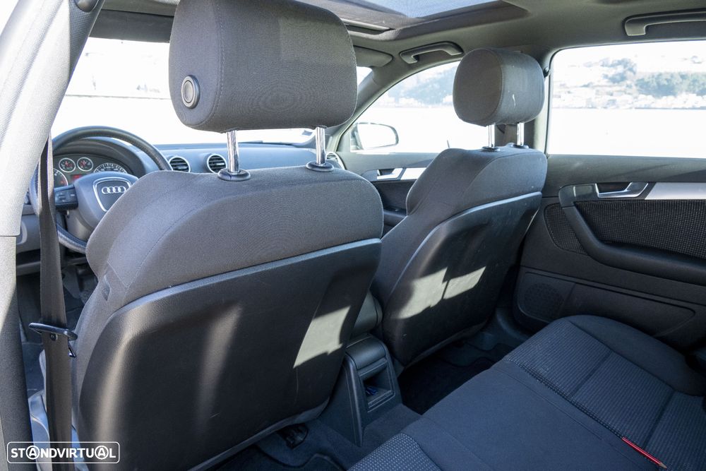 Audi A3 Sportback 2.0 TDi Sport S tronic - 23