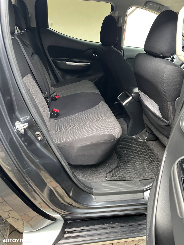 Mitsubishi L200 Pick Up 4x4 S&S Double Cab Select - 10