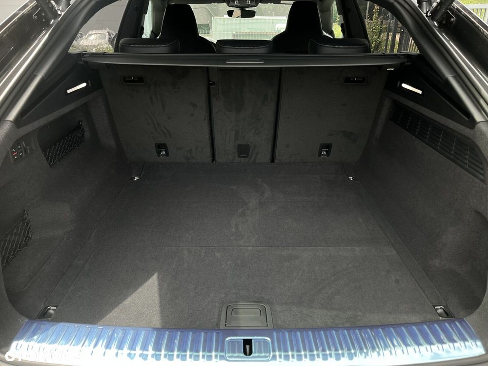 Audi Q8 - 14