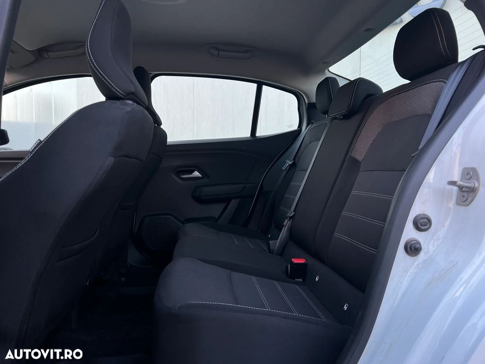 Dacia Logan TCe 90 MT6 Journey - 6