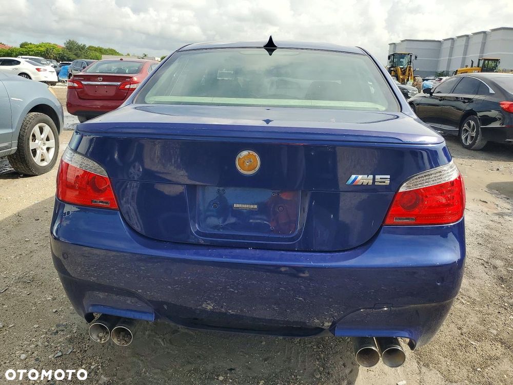 BMW M5 - 6