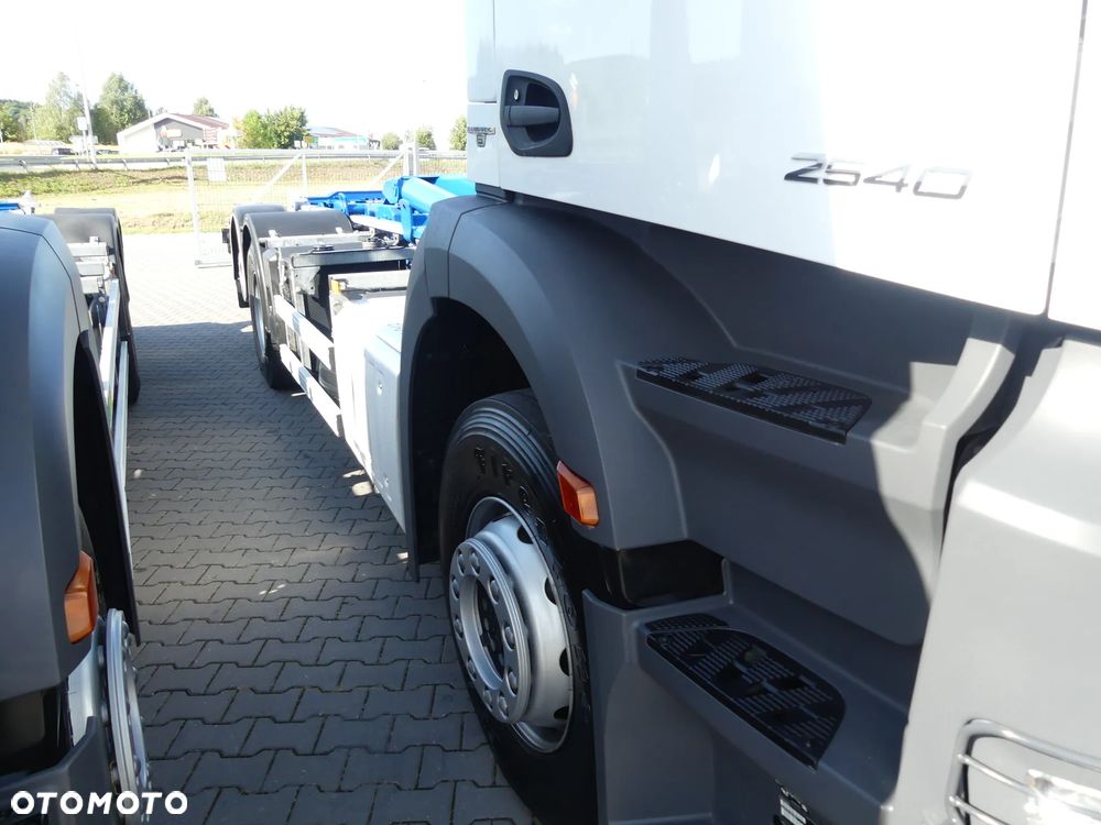 Mercedes-Benz ANTOS 2540 / 6x2 / HAKOWIEC 20t / EURO 6 / NISKI PRZEBIEG / - 17