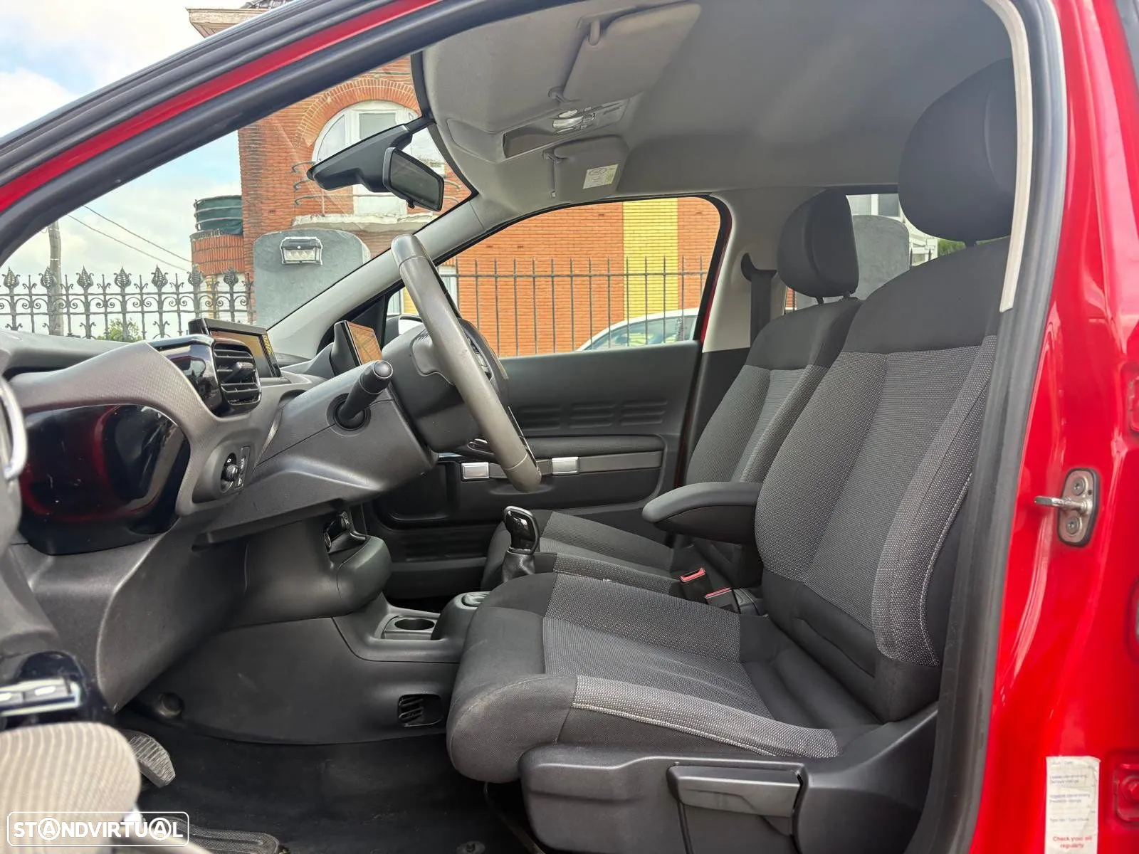 Citroën C4 Cactus 1.2 PureTech Shine - 8