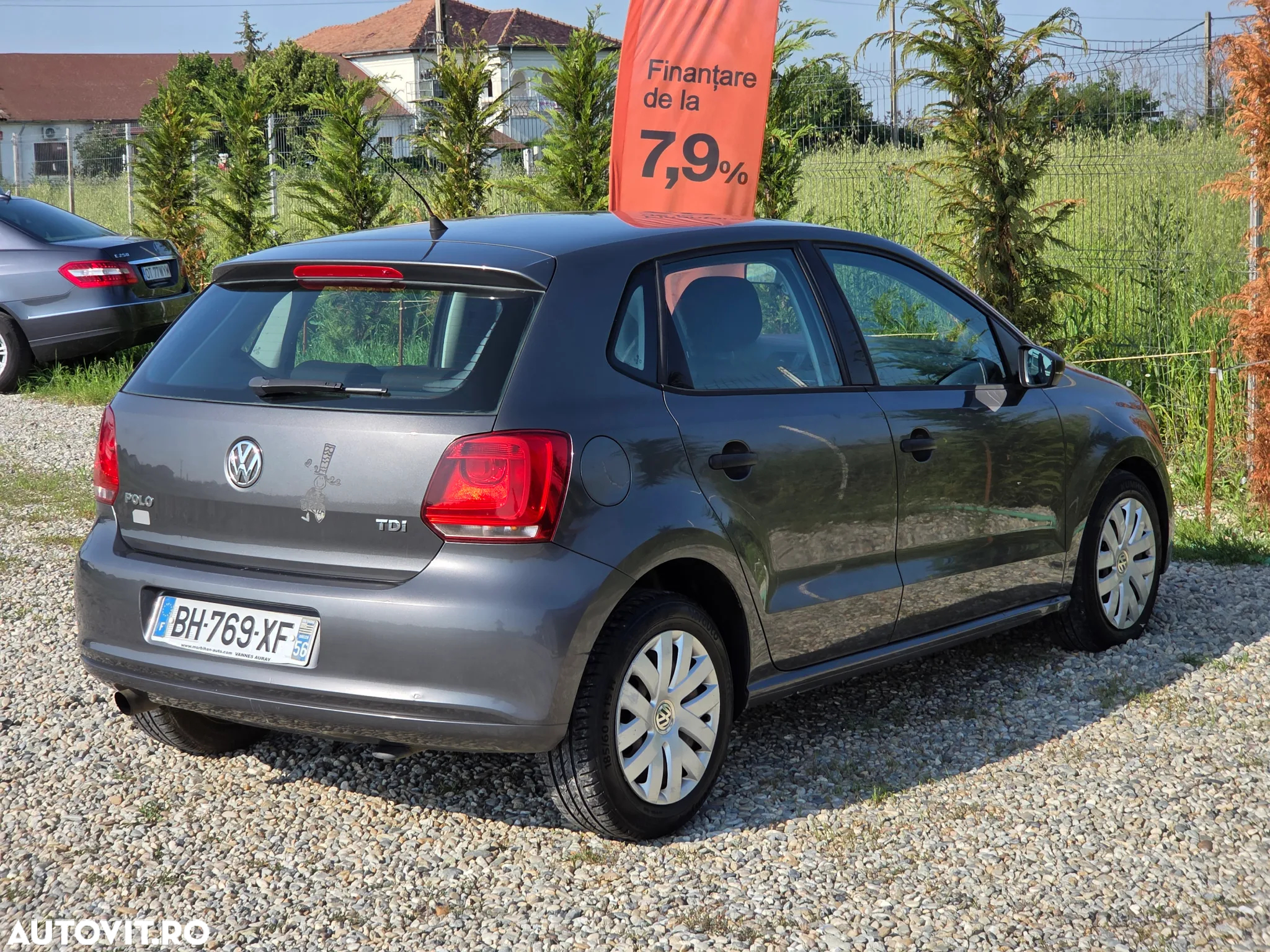 Volkswagen Polo 1.6 TDI Blue Motion Style - 6