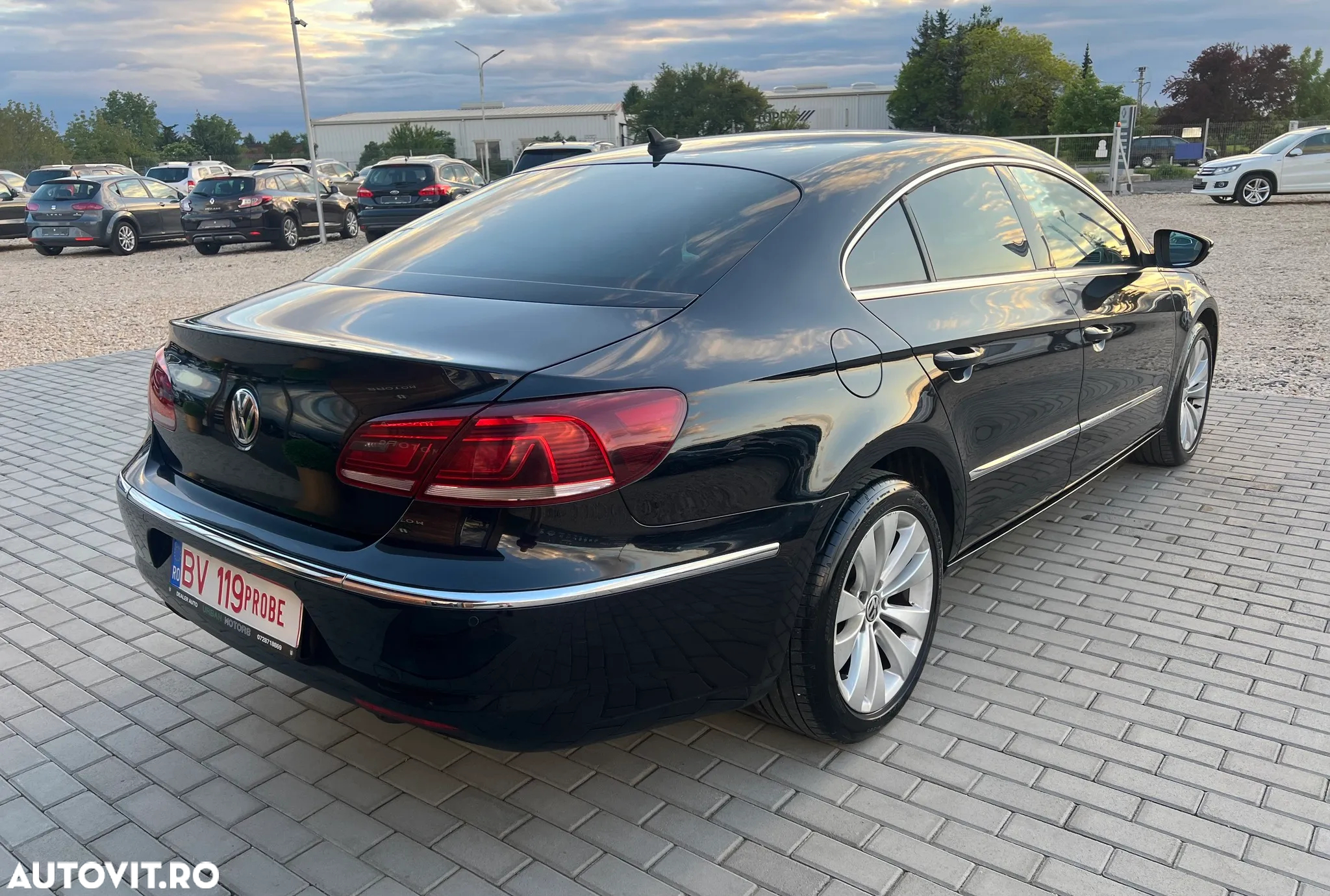 Volkswagen Passat CC 2.0 TDI BlueMotion Technology DSG - 2